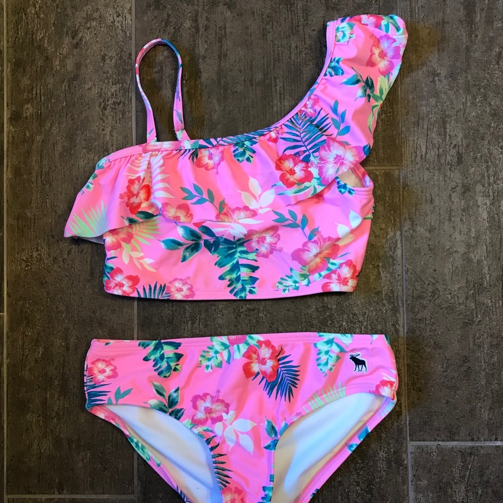 Abercrombie Kids Pink floral bikini. Size 13/14